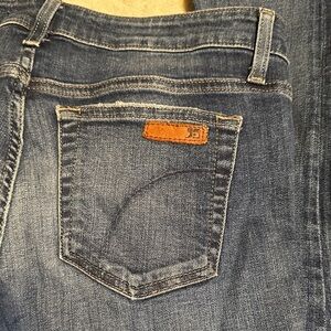 710.  Joe's Jeans Dark Blue the Skinny fit stretch women’s Jeans size 27